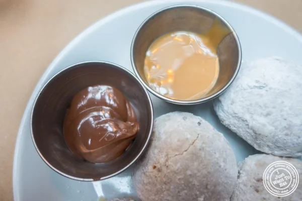 Nutella和Dulce de Leche在Burke和Wills,Upper West Side,Nyc,纽约