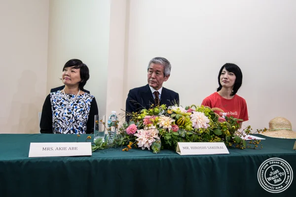 Mrs Akie Abe, Mr Hiroshi Sakurai and Ms Nara Takahashi at The 日本米饭和平项目Seminar