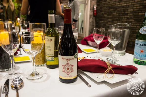 Feudo Arancio Pinot Noir HemitMari 2013