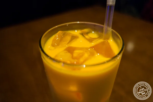 拉拉萨哈布的Mango Lassi在纽约,纽约
