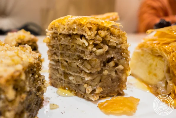 在korali Estiatorio的Baklava在上东侧,NYC,NY