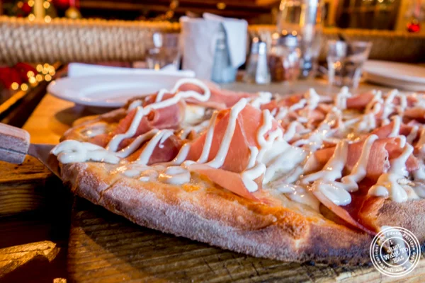 Numero 28在Numero 28 Pizzeria,NYC,纽约州的披萨