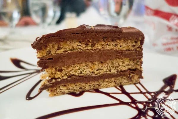 Nutella蛋糕在Tony's Di 中国体育网直播在时代广场,纽约,纽约