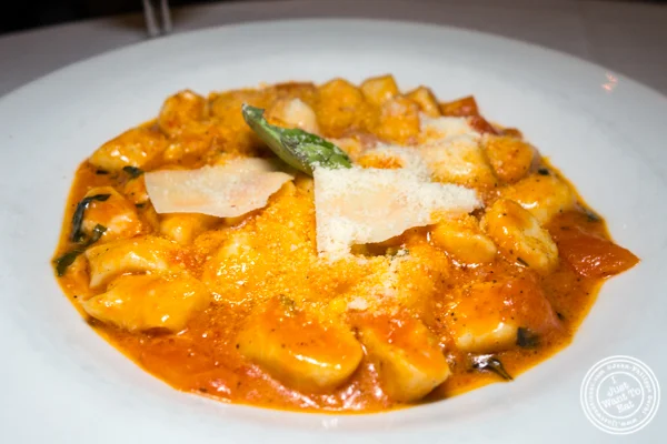 Gnocchi della Casa在纽约纽约州纽约州德塞卡的L'Angolo