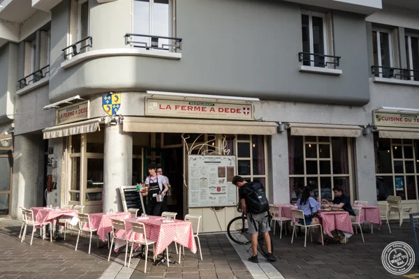在法国格勒诺布尔的La Ferme adédé