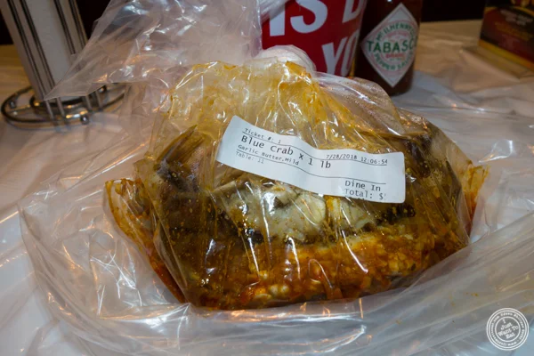 在纽约的Hot'n水多的龙虾的蓝色螃蟹在纽约,纽约
