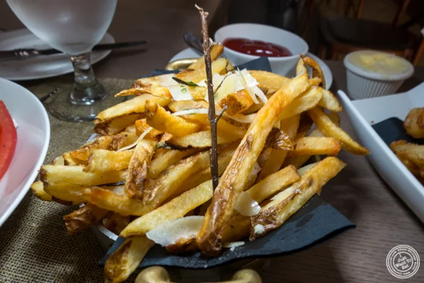 French fries at 格林威治牛排馆in NYC, NY