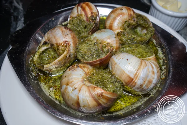 上西区La Sirene的Escargots la Bourguignonne
