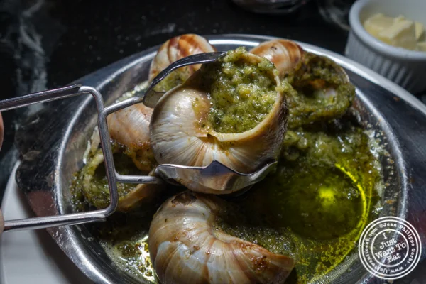 上西区La Sirene的Escargots la Bourguignonne