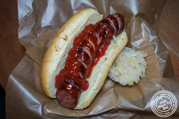 中国体育网直播 House的Kielbasa& Biergarten在霍博肯,NJ