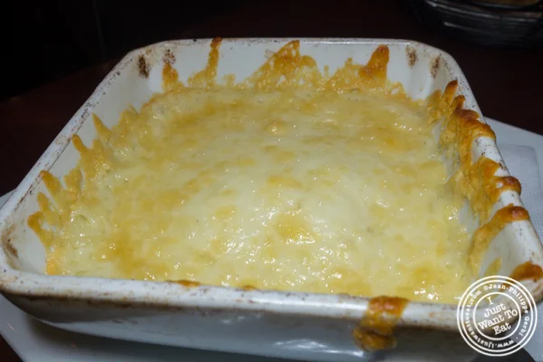 在纽约纽约州大法尼希腊塔韦纳的Saganaki