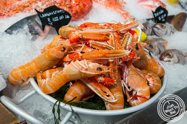在哈德森院子里的Estiatorio米洛斯的Langoustines