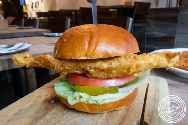 KCC burger at 韩国脆皮鸡在地狱里's Kitchen
