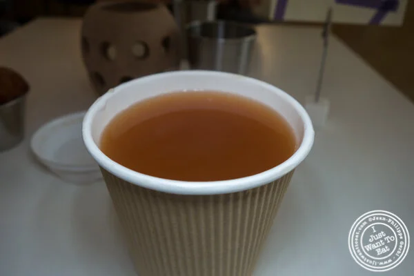 在霍比亚的骨肉汤在霍博肯,新泽西州