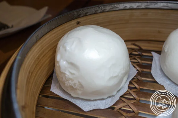 在香港站的甜蛋黄薄乳面包在时代广场