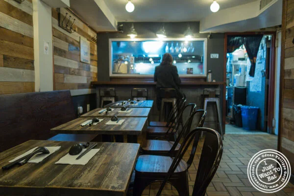 Teppen Ramen Midtown East的餐厅