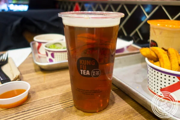 在Tkk炸鸡的啤酒在纽约,纽约