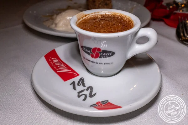 Greek coffee at Ammos Estiatorio in 纽约市, NY