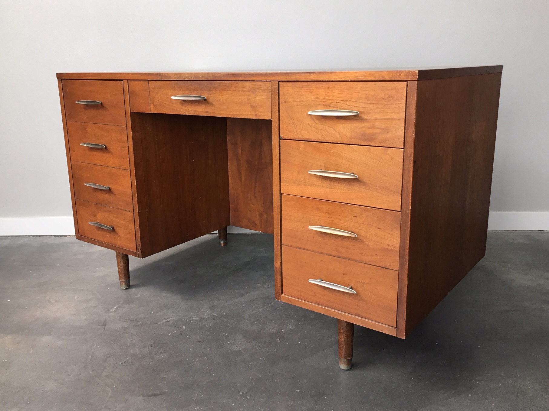 Vintage Mid Century Modern Sligh Lowry Desk With Built In Display Shelf Rerunroom Furniture Home Decor