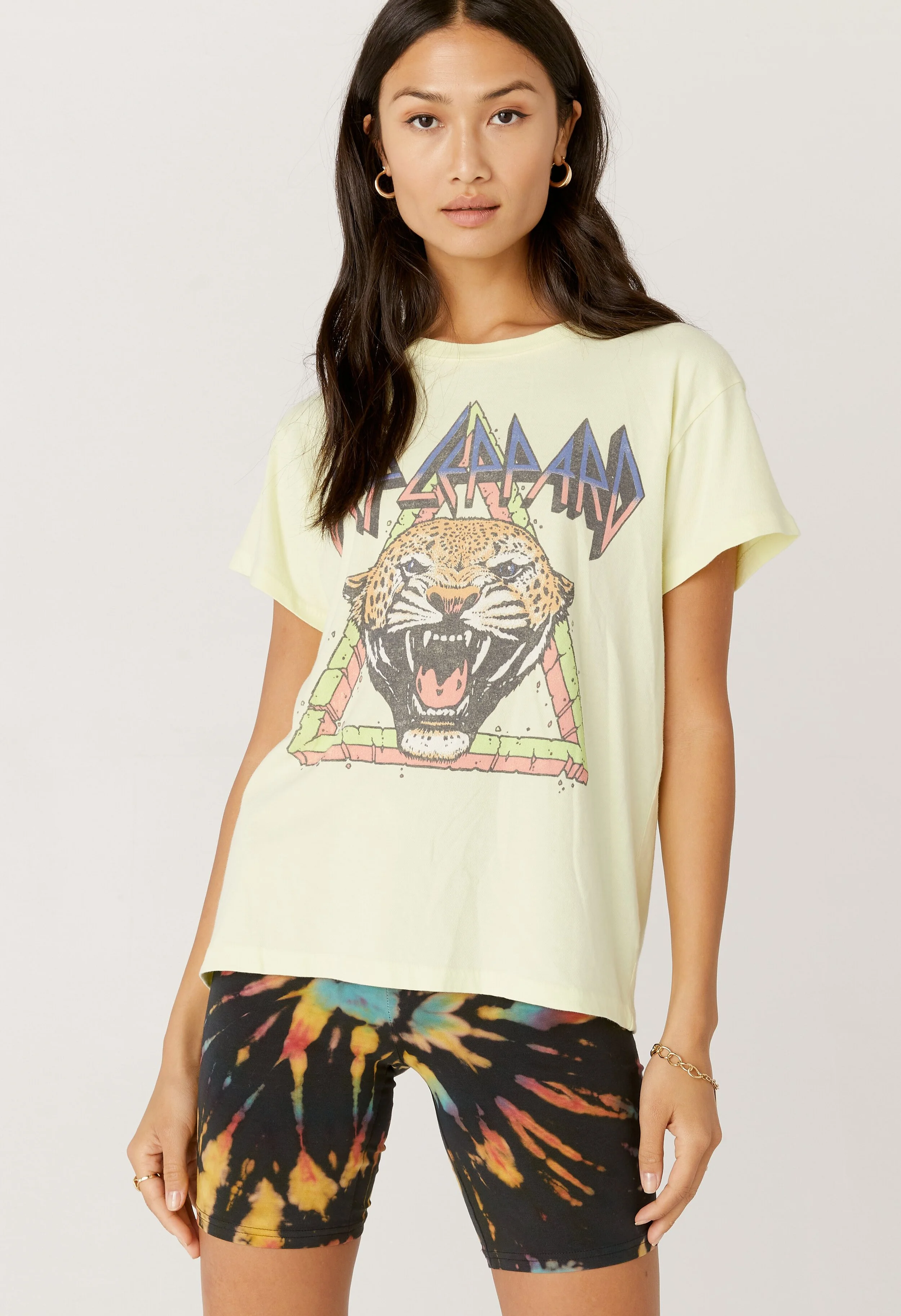 def leppard daydreamer tee