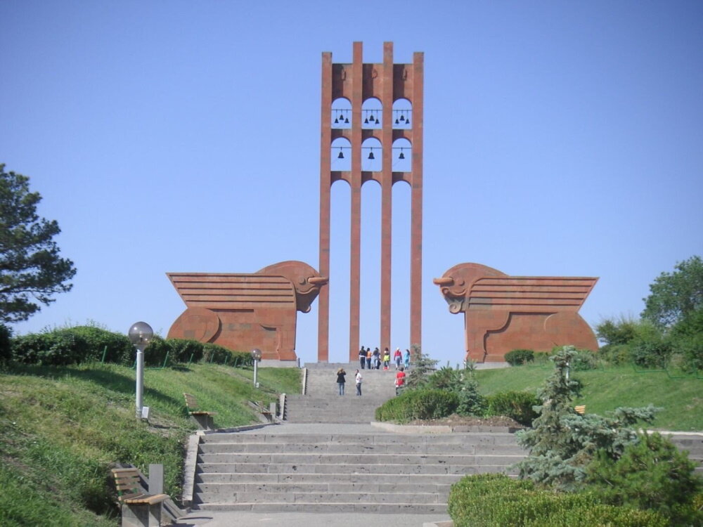 Монумент в память о Сардарапатской битве. Фото из открытых источников