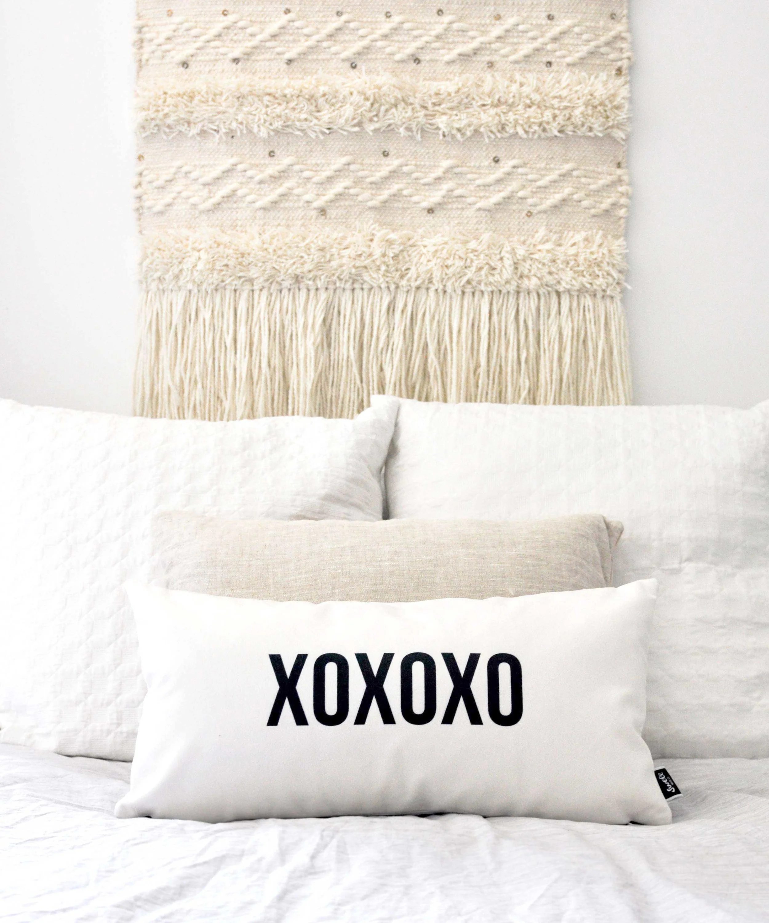 xoxoxo pillow
