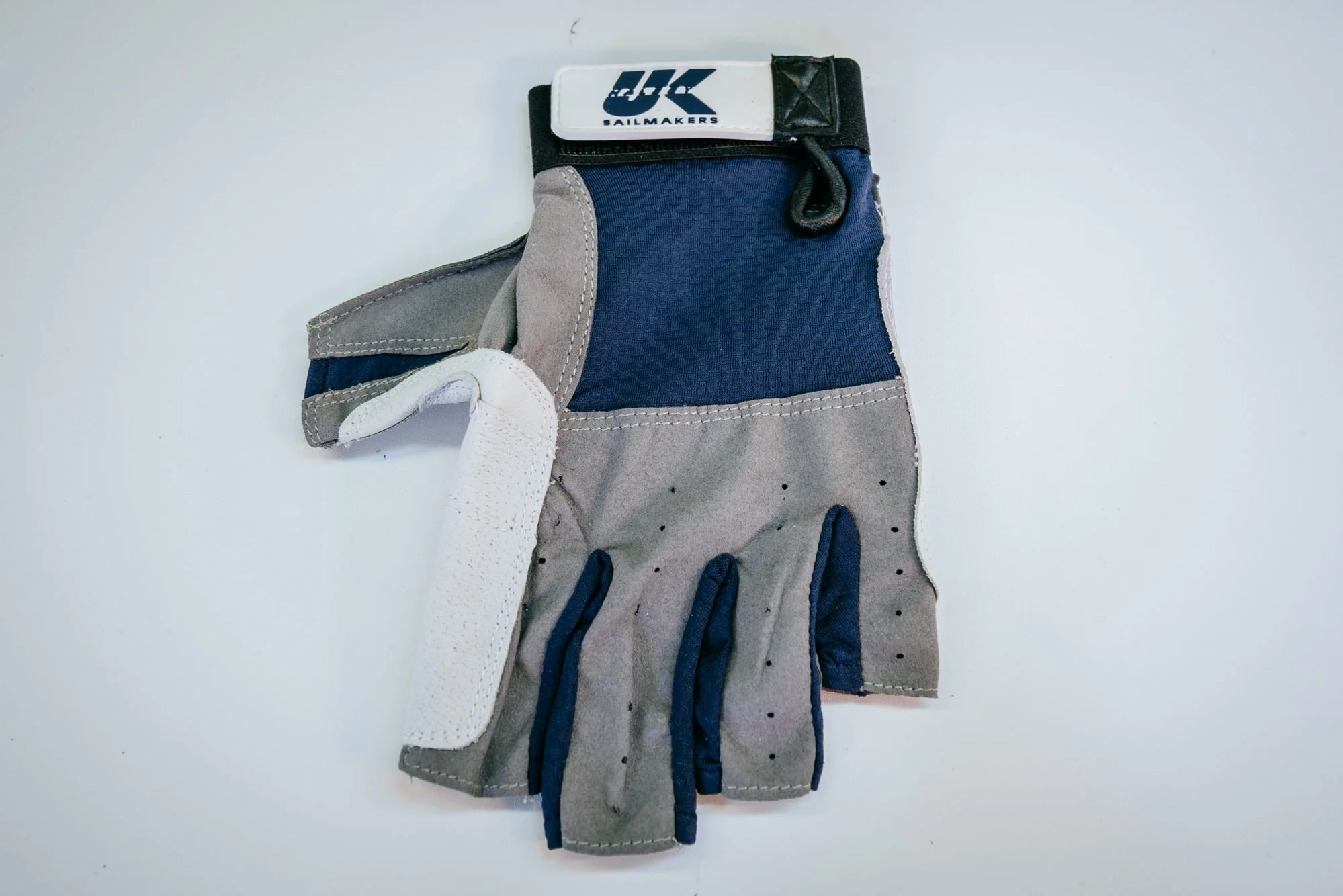 gloves uk