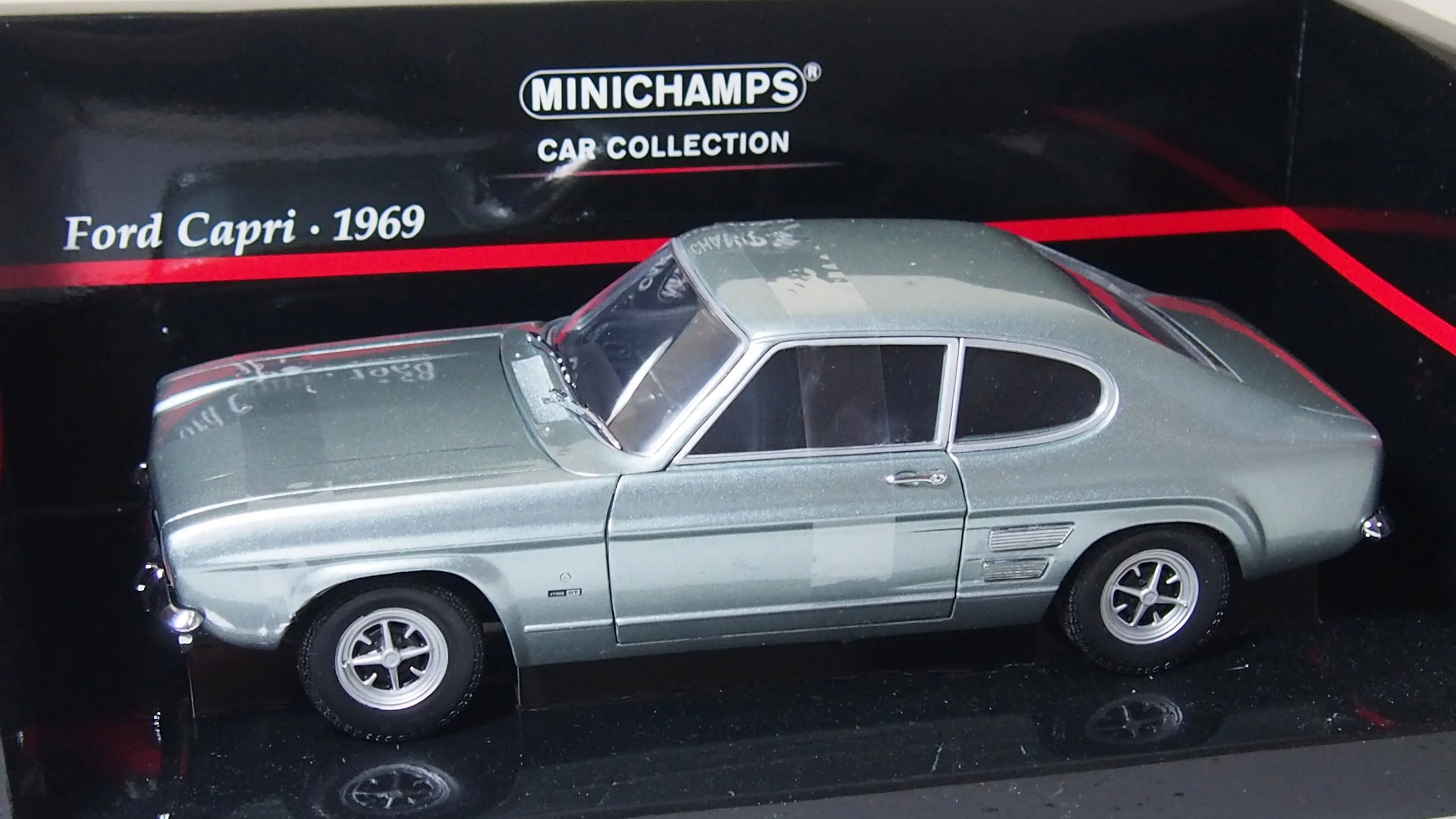 minichamps ford capri