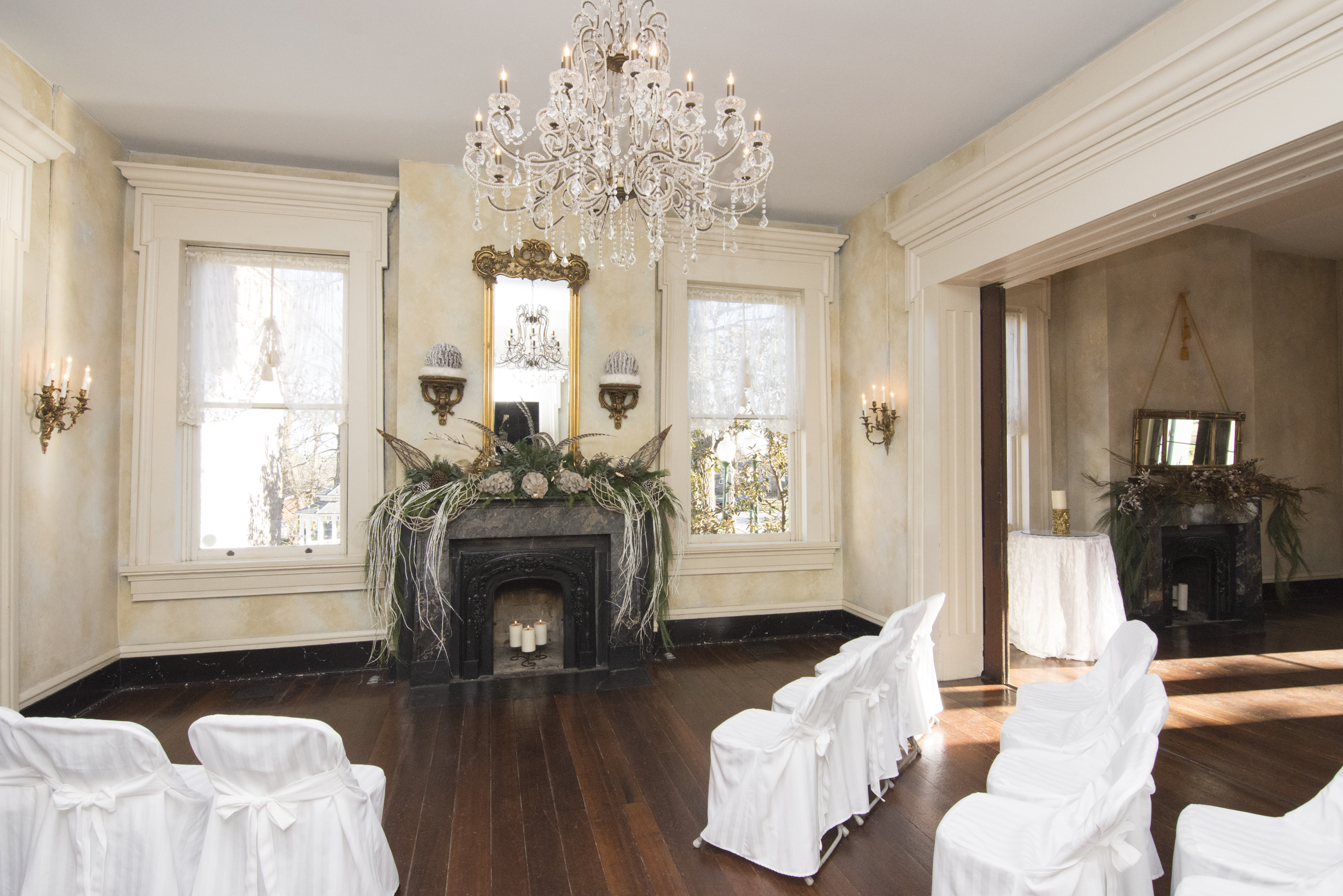 CaitlinHarris_ChristmasDecor5.jpg
