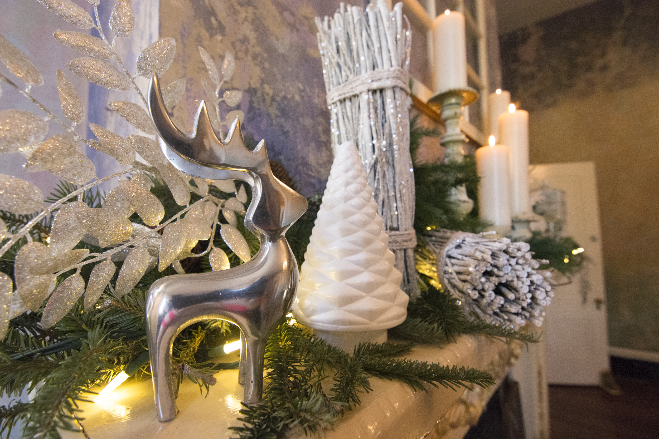 CaitlinHarris_ChristmasDecor25.jpg