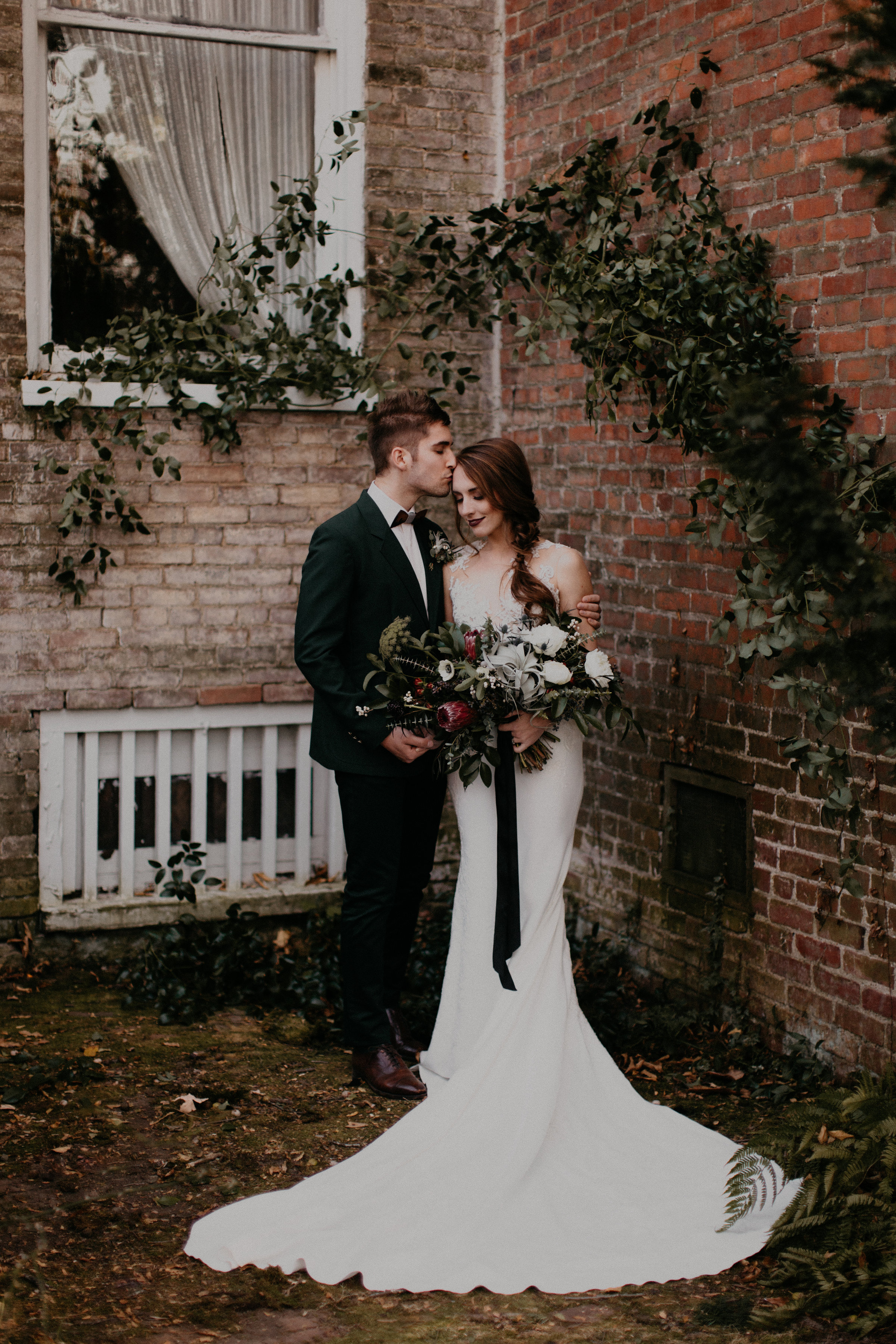 StyledShootRiverwoodMansion(100of135)(1).jpg
