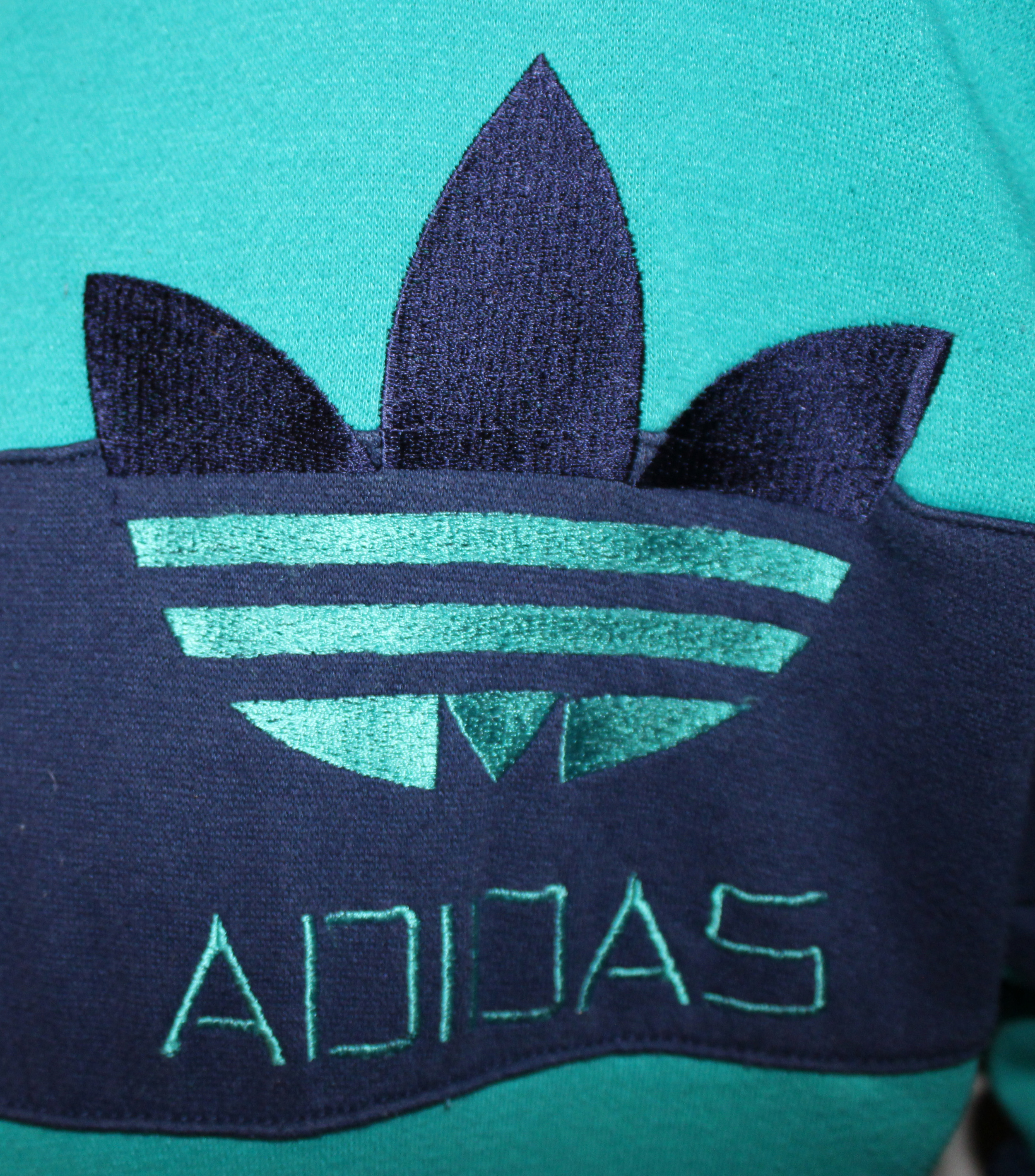 vintage adidas crew neck