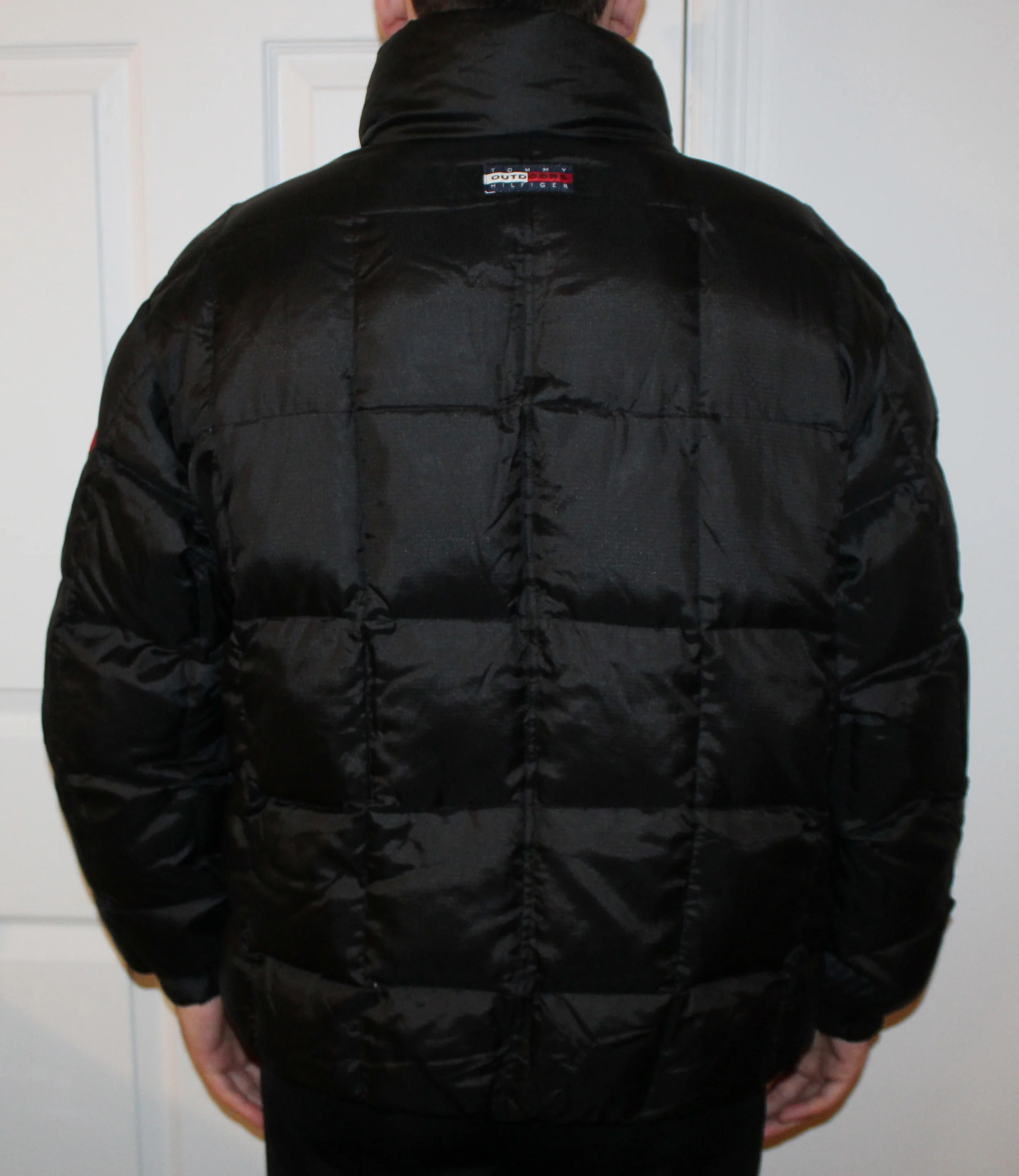 Vintage Tommy Hilfiger Outdoors Black Red 3m Bubble Jacket
