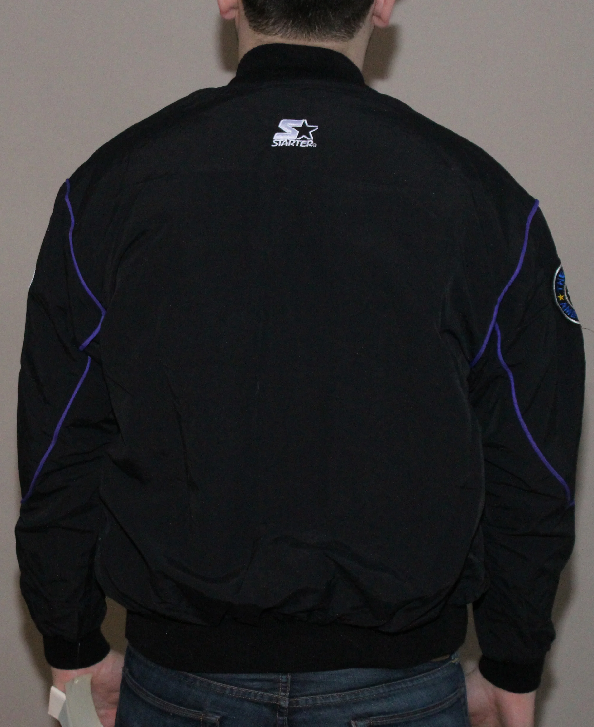 Vintage Los Angeles Lakers Starter Light Jacket Size L Nwt Roots