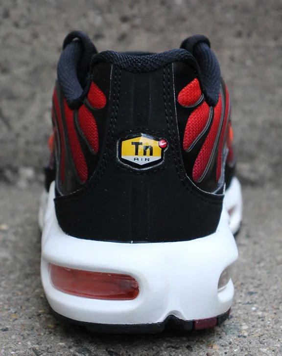 nike tn size 10