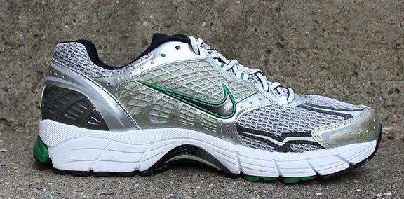 nike vomero 4 or
