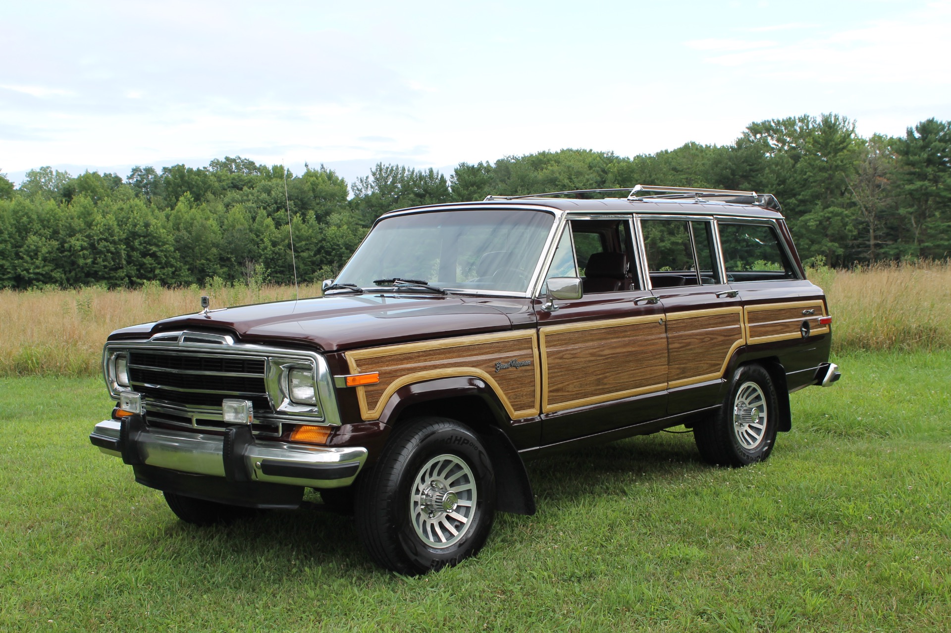 1987 Jeep Grand Wagoneer Veloce Picture Cars