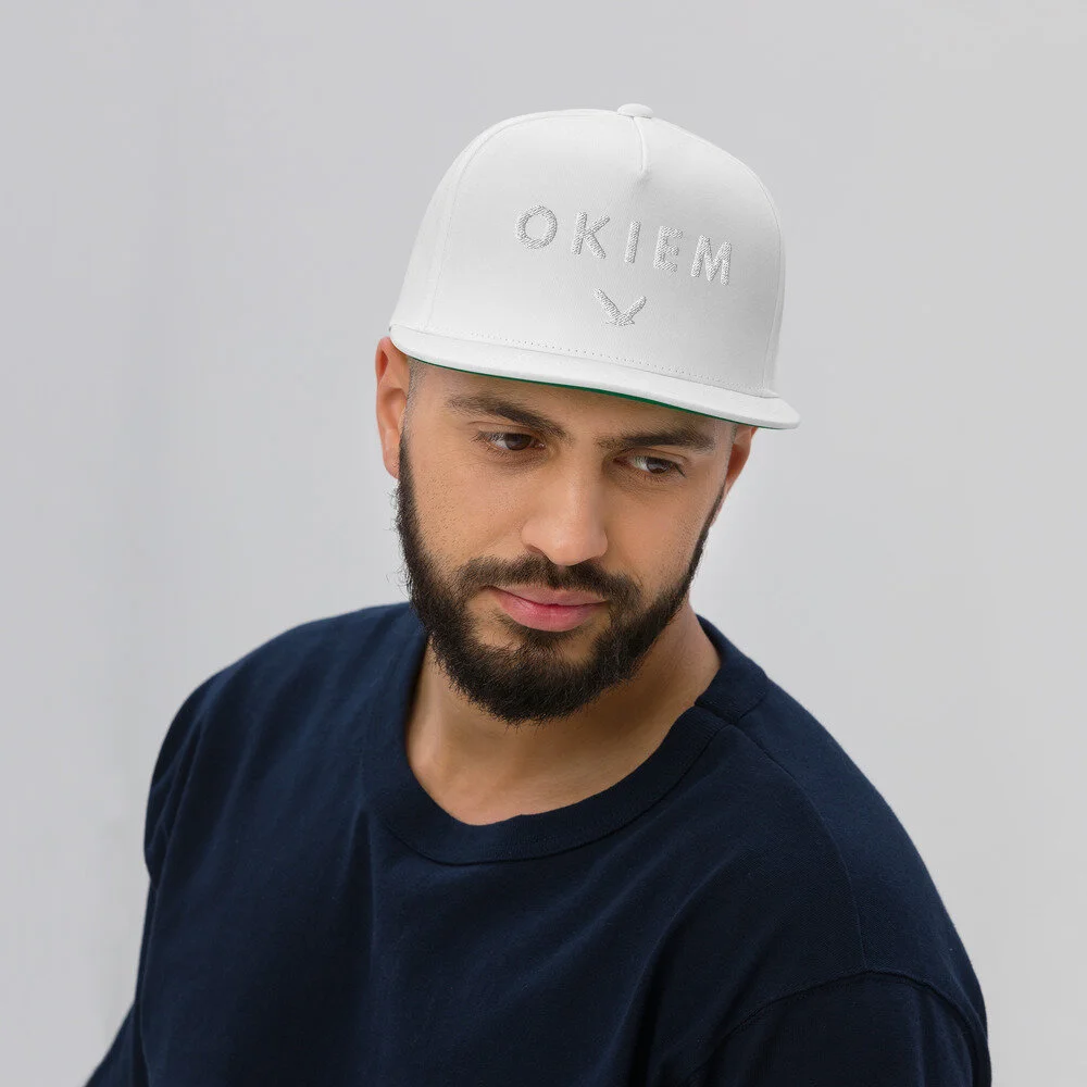 Flat front store cap