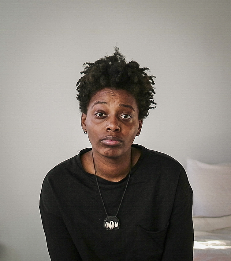 Le'Andra LeSeur Headshot-2.jpg