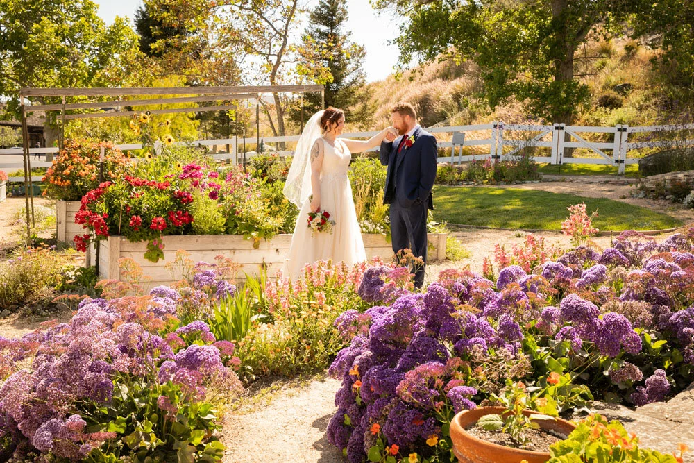 Madonna Inn Wedding Photographer 055.jpg