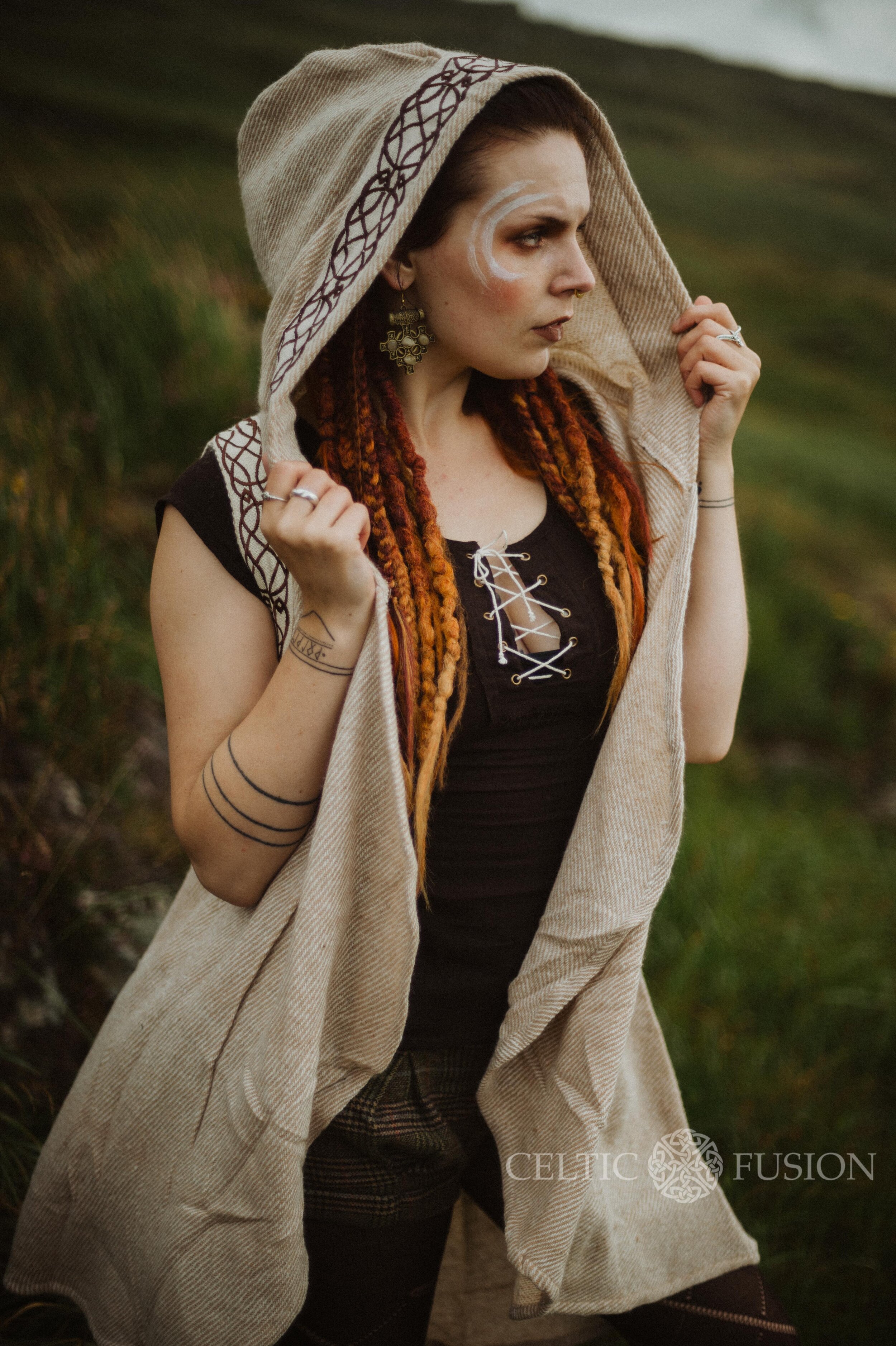 Light Warrior Druid Cape — Celtic Fusion ~ Folklore Clothing