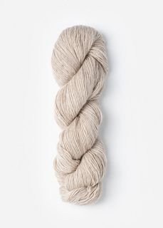 Hobbit Starlight Reflective Yarn - Color: #1 Natural White - New