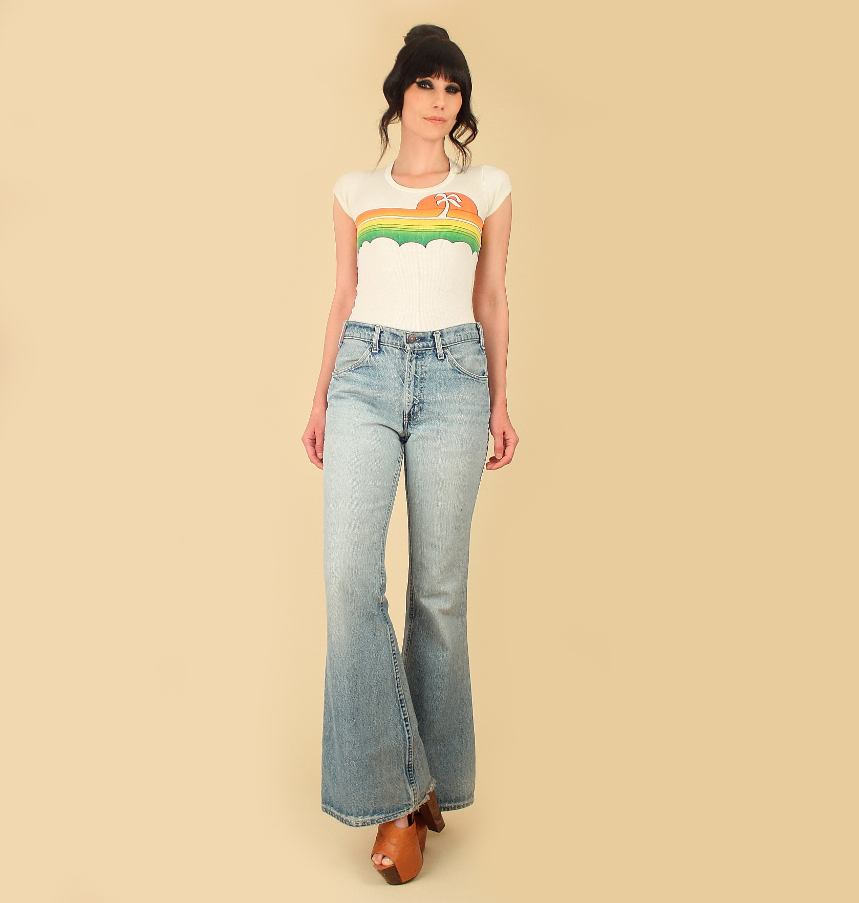 levis jeans bell bottoms