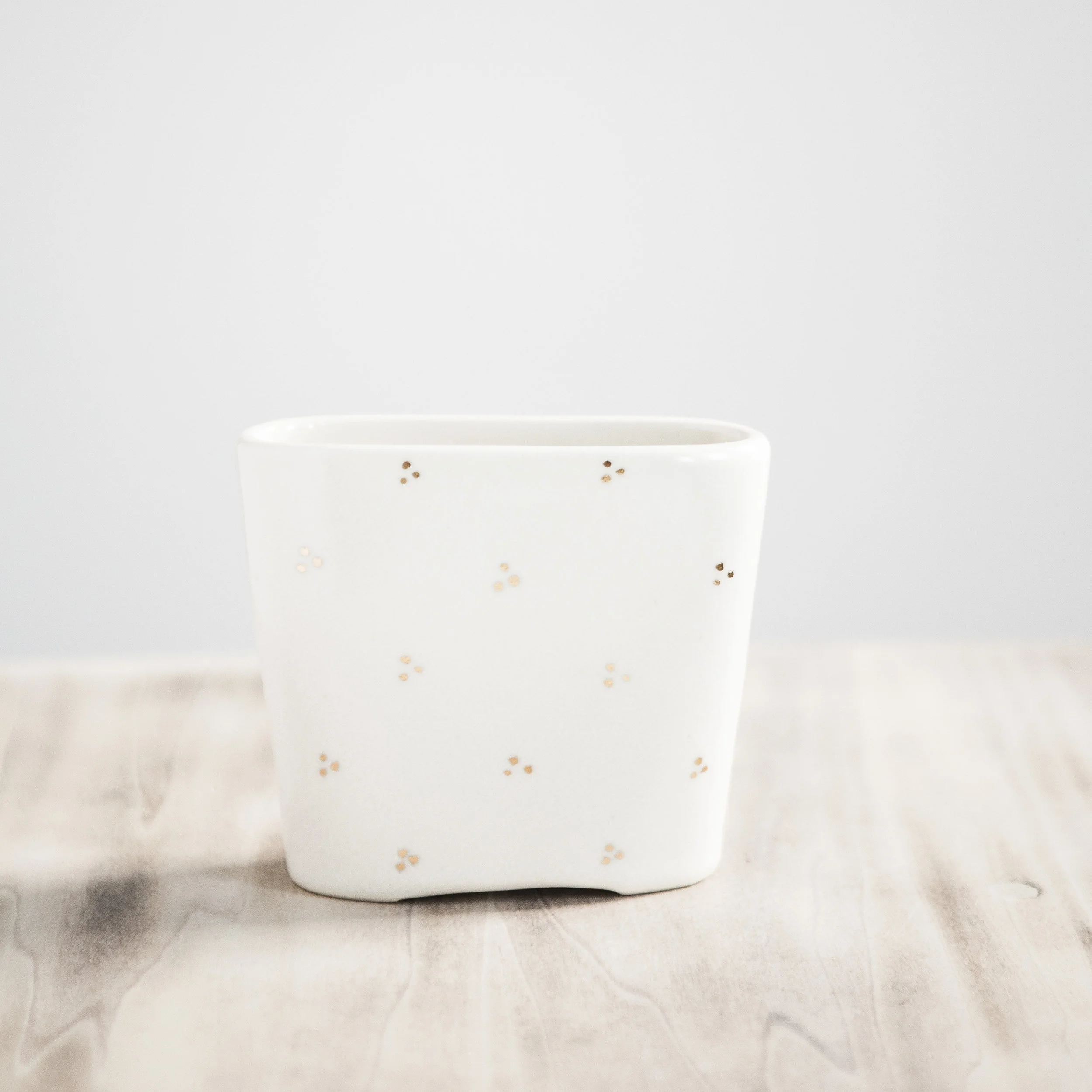 Bud Vase With Hand Painted 22k Gold Tandem Ceramics