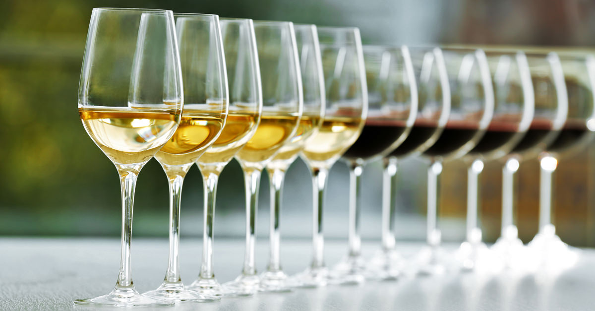 white-wine-red-wine-social.jpg