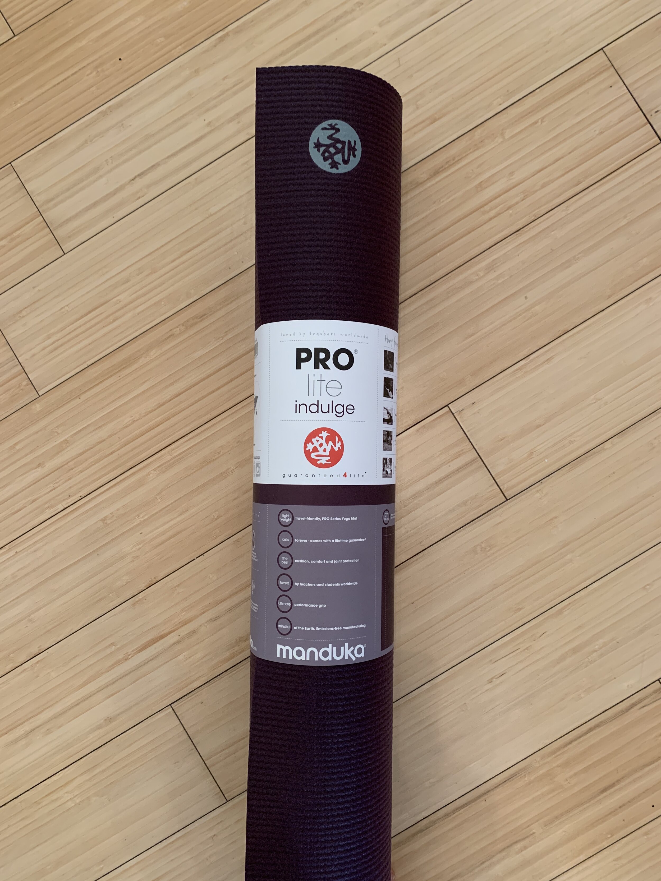 manduka indulge