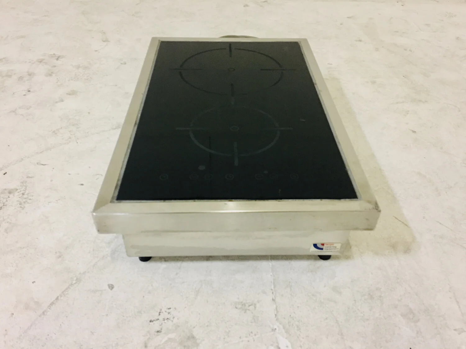 Used Catering Equipment Two Zone Induction Hob Target 204