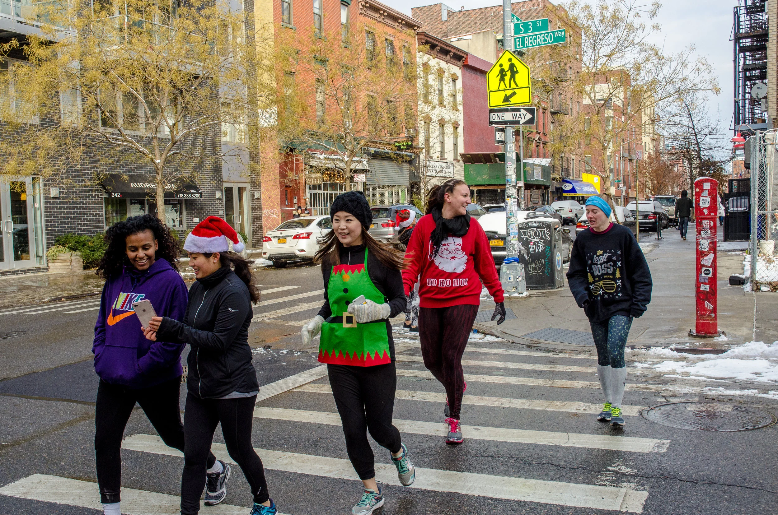 runstreet. HolidayArt Run-8267.jpg