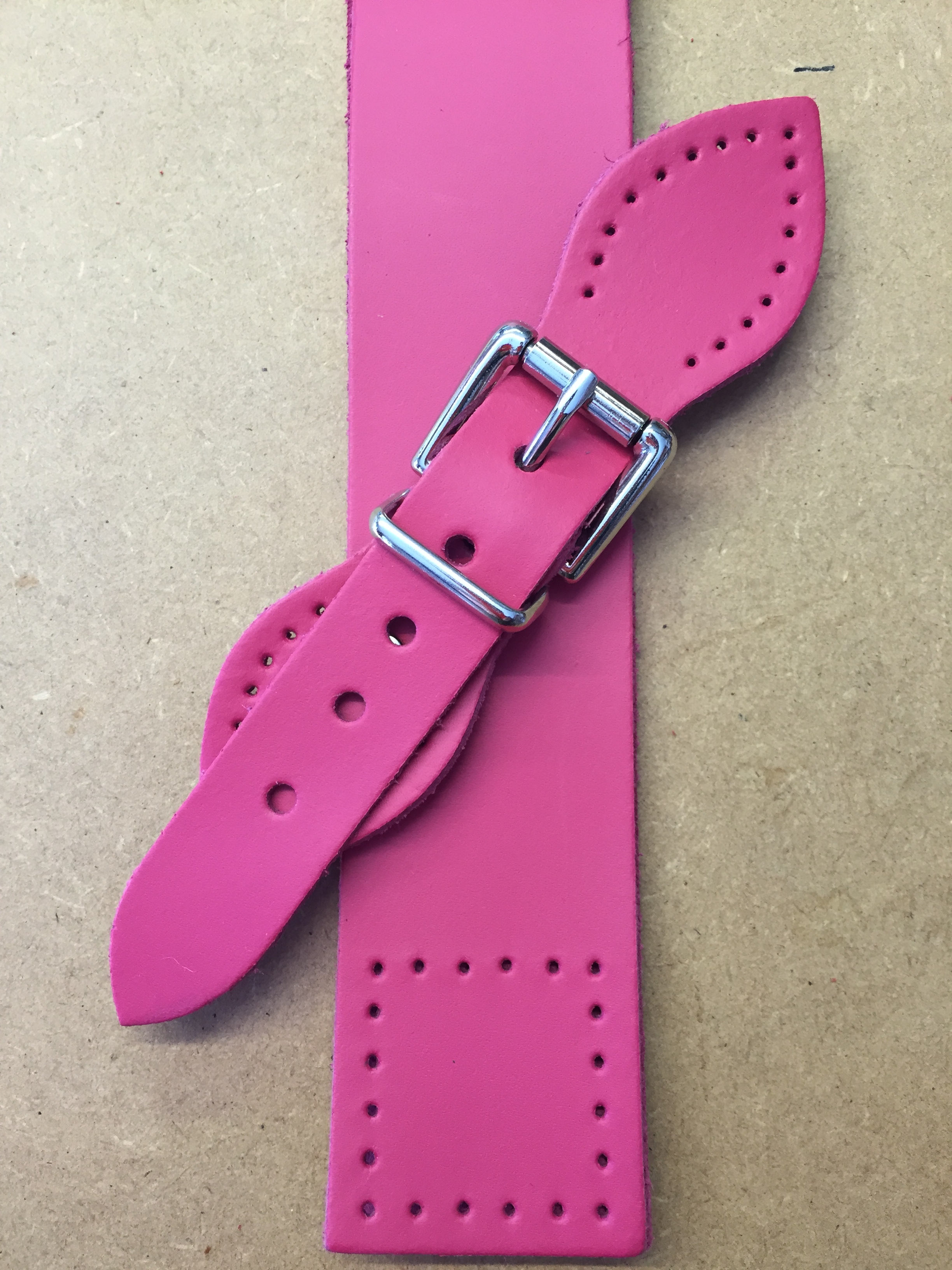 buckle fastener