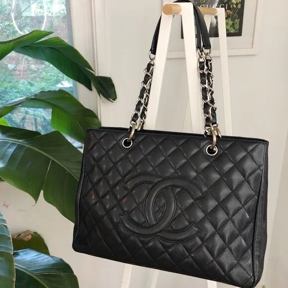 chanel caviar gst bag